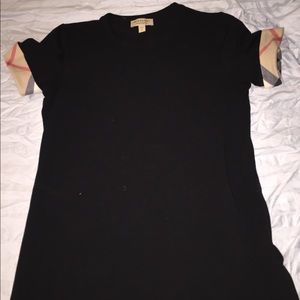 Women’s Burberry tee